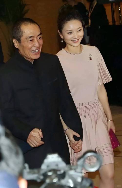 11笔操作+6人离队!湖人4年1.3亿拿下凯斯勒,14+3新阵容彻底变天