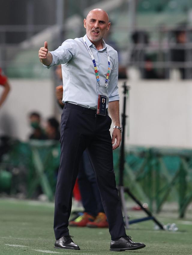 大实话,杰夫·蒂格对比库里和利拉德:利拉德从来没比库里强过