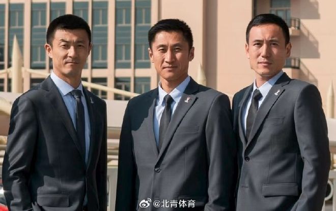 一夜双炸!李春江搭档潘江下课,陈盈骏被曝留守北京首钢