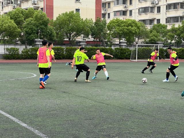法国队内讧前兆！名宿怒喷姆巴佩：全队都要围着他转！