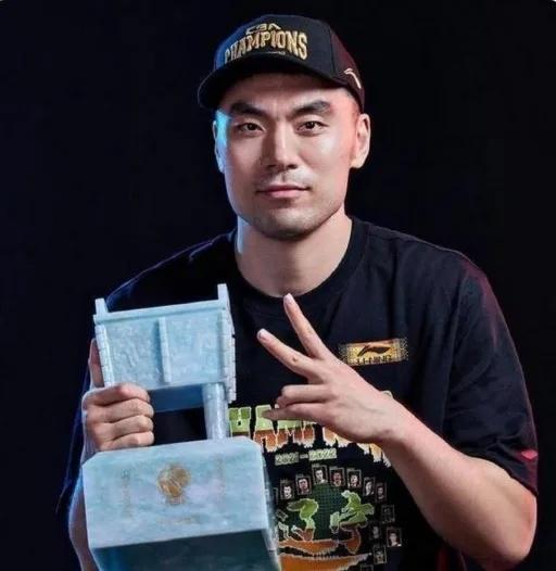 奇才拒逆转！状元迪班萨27+7，榜眼彼得森24分8失误9犯，莱利立功