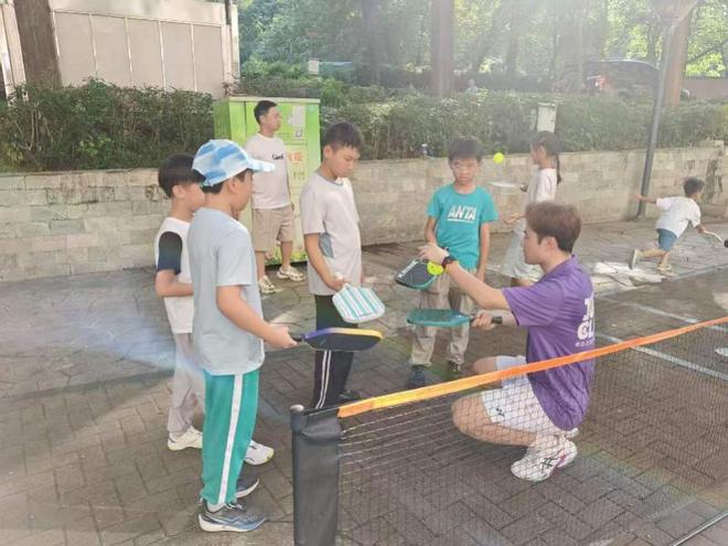 威少接受洛杉矶市议会表彰!公布新目标:2028年担任奥运火炬手