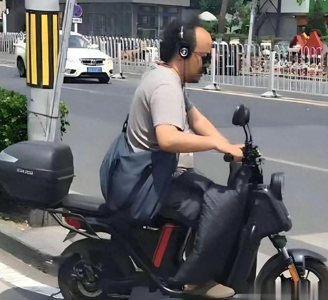 郑钦文温网战大苦主被喊买彩票，王欣瑜不敌大坂网友称确实打不过