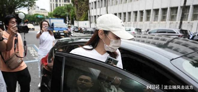 业内人士分析泳渡赛泄露女选手隐私照:前期可增设门槛防传播