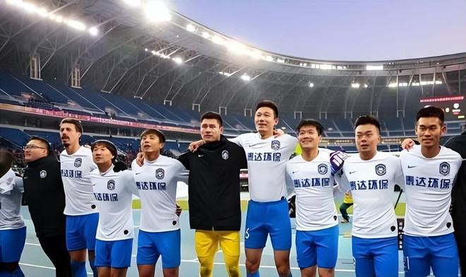 5万英镑拜师被拒收!赵心童找塞尔比学防守,塞大师一句话戳穿斯诺克江湖5万英镑递出去,对方摆手说不要