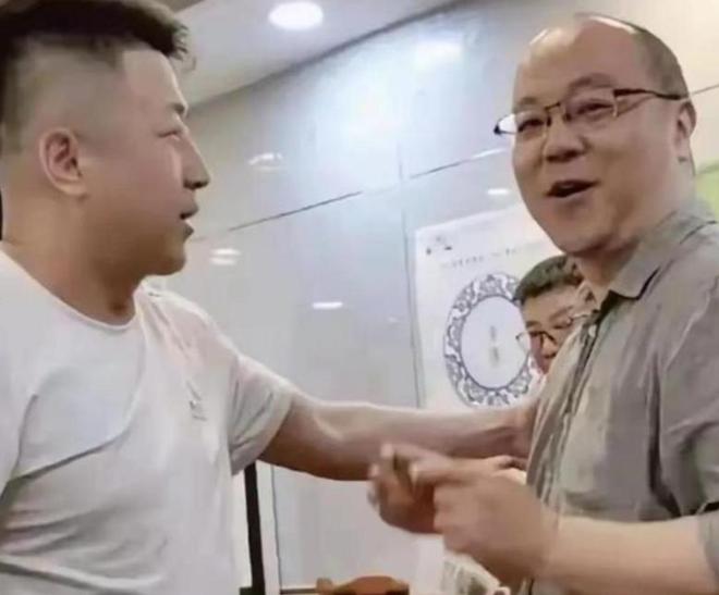 郑钦文温网战大苦主被喊买彩票，王欣瑜不敌大坂网友称确实打不过