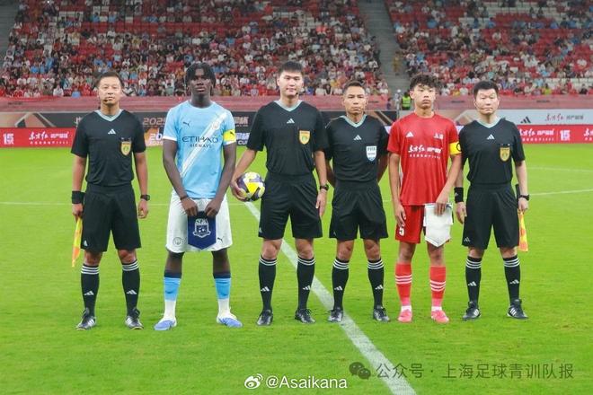 太离谱,中国女篮宣布最新决定,国际联赛震惊,又被球迷笑话
