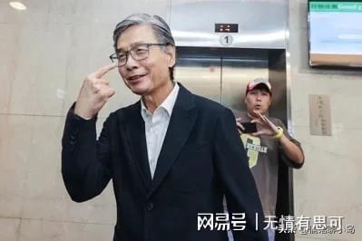 女王杯网球赛郑钦文首轮出局