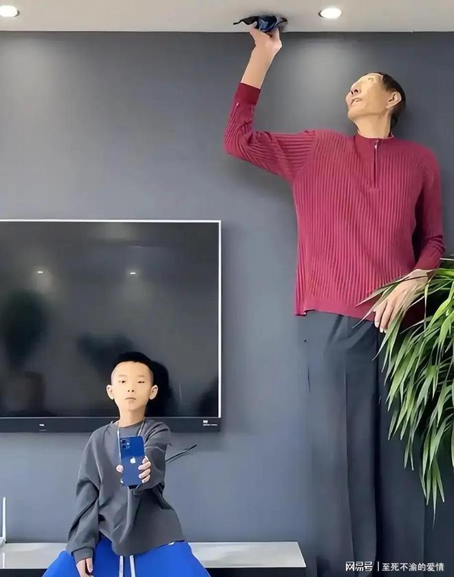 16分大逆转!莫兰特现场观战!杨瀚森被好兄弟隔扣