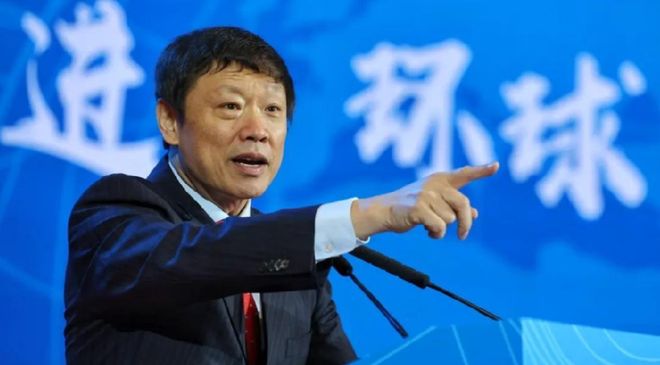 凯恩百场里程碑造3球，迪亚斯帽子戏法，拜仁6
