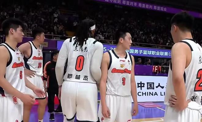 中国女足半场仅1射!媒体人热议:踢得比想象的好,邵子钦太重要