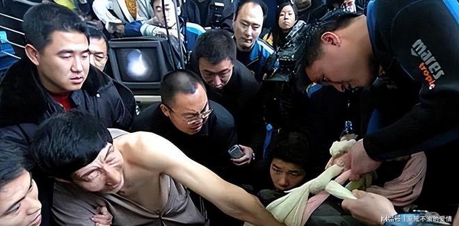 刚拿冠军就退役,当晚直接打包行李走人,这姑娘的操作把全网看傻