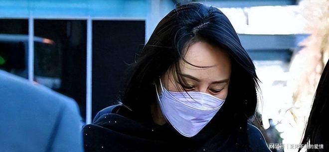 解气!“摸腚女”2000粉新号又被秒封,小作文起号也被全网打击