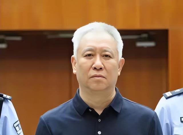 现场|解题者杨瀚森,变成出给中国男篮的一道题