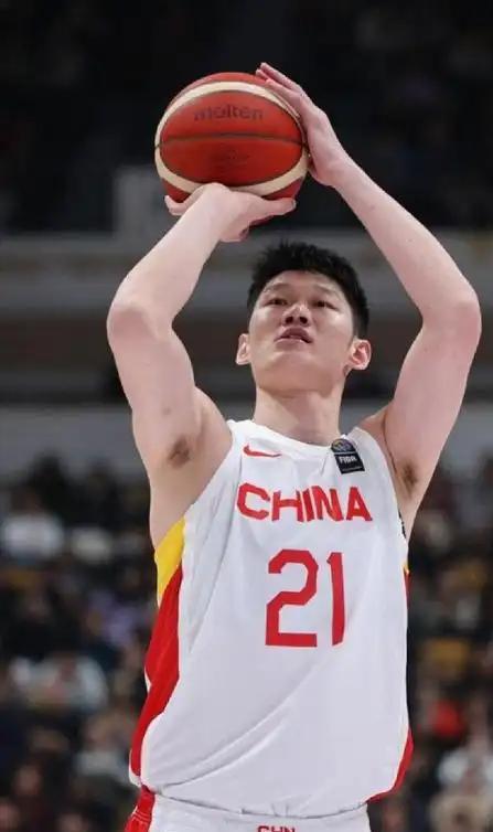 曼联追斯科特遭切尔西截胡？被批进前四后引援不力，竟是不良传统