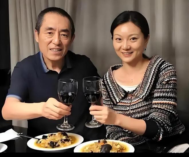 天王嫂们,开始露馅了
