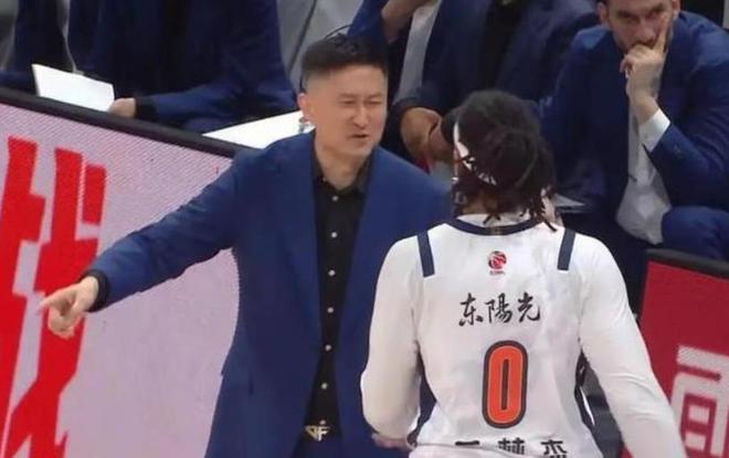 中国女足半场仅1射!媒体人热议:踢得比想象的好,邵子钦太重要